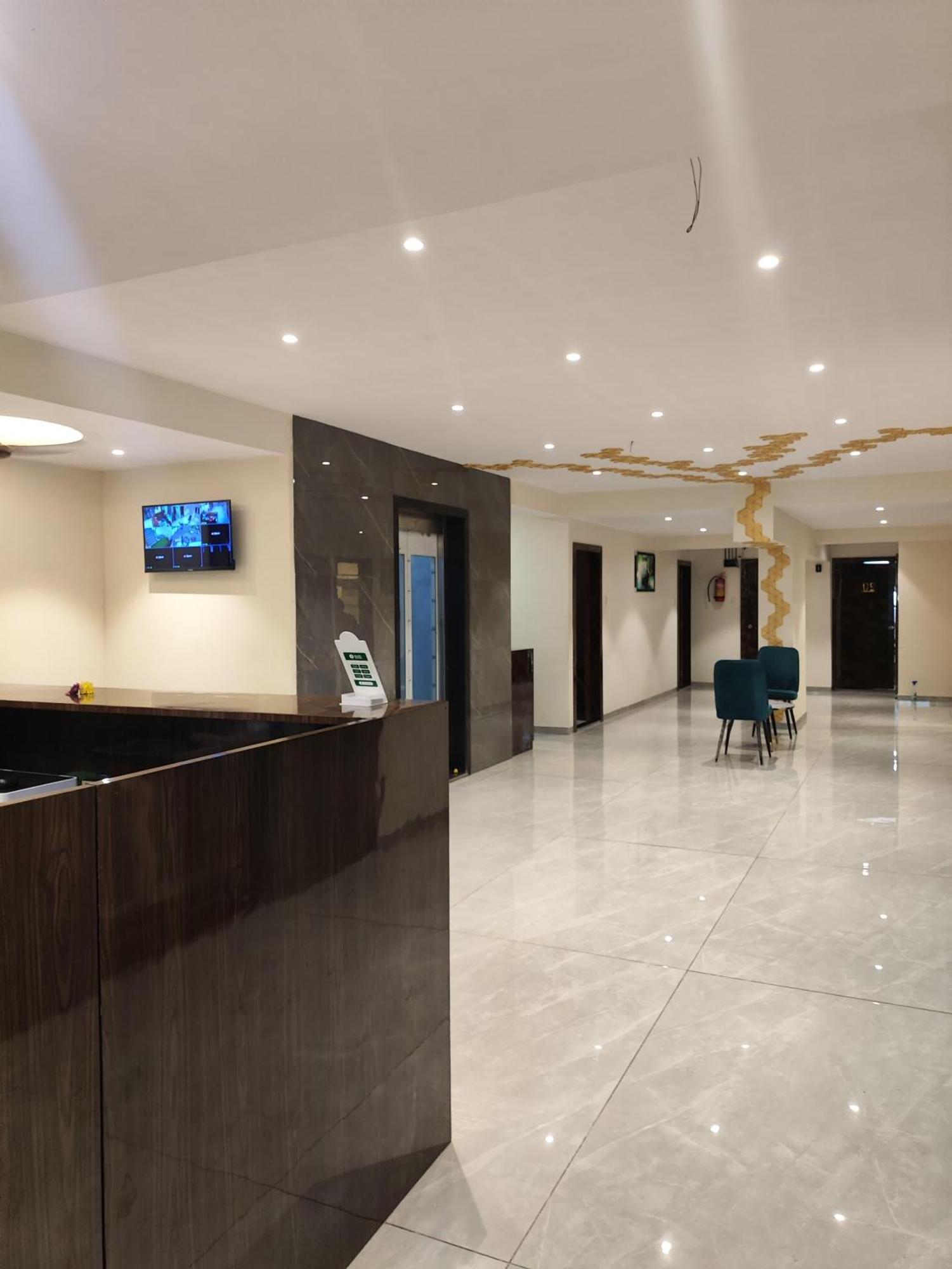 New Balaji Residency By Glitz Hotels Ulhasnagar Экстерьер фото