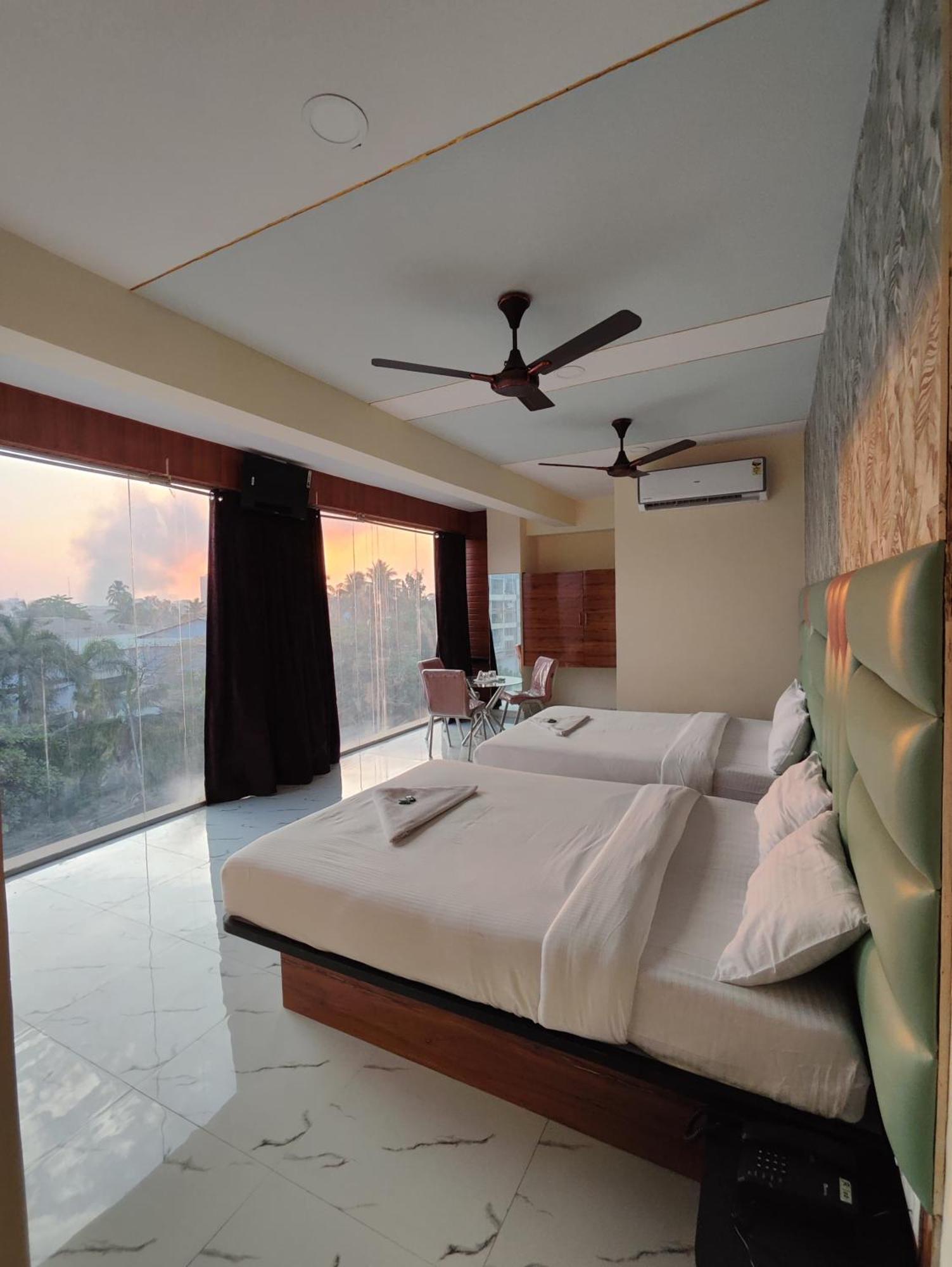 New Balaji Residency By Glitz Hotels Ulhasnagar Экстерьер фото